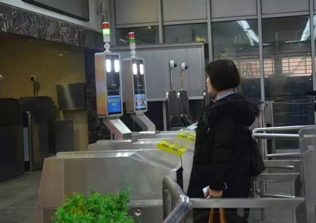 蘇州火車站啟用人證合一核驗系統