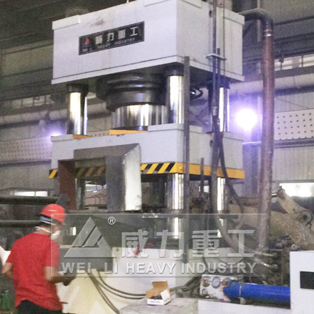 1600噸液壓機調試