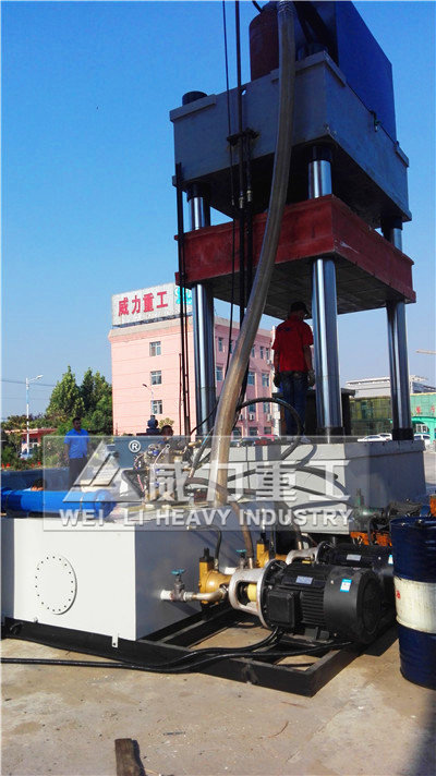 1200噸液壓機(jī)外觀圖
