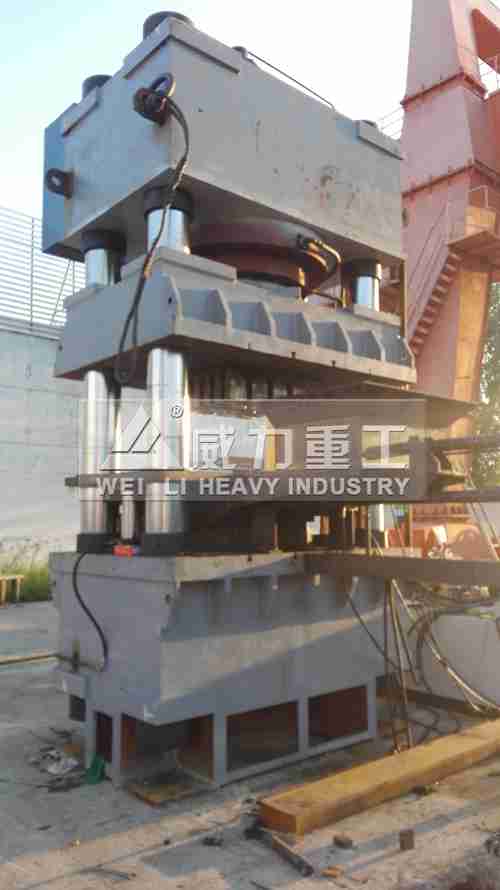 2000噸耐火磚成型液壓機