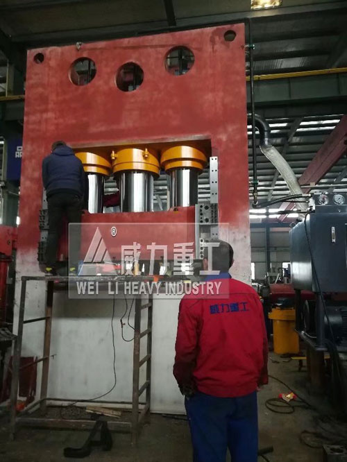 1000噸框架式液壓機