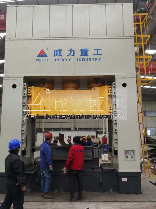汽車覆蓋件沖壓成型框架式液壓機