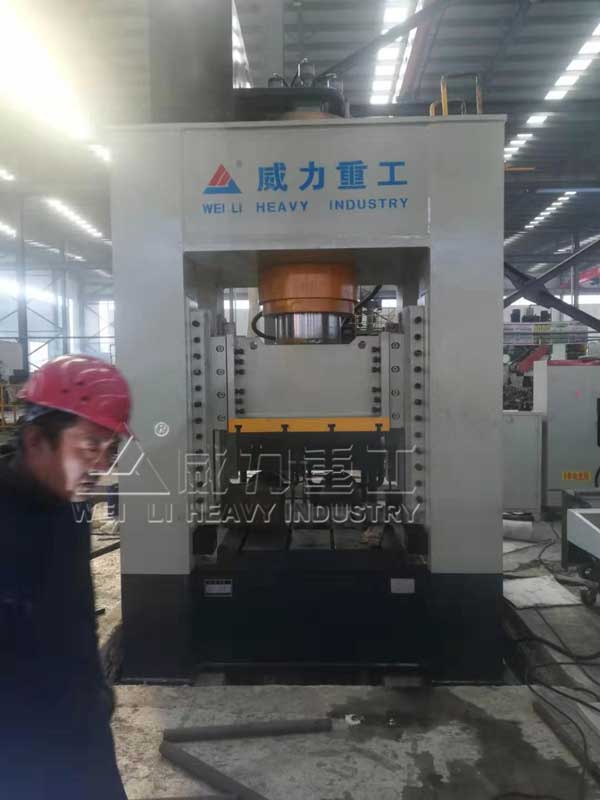 框架式熱模鍛液壓機(jī)