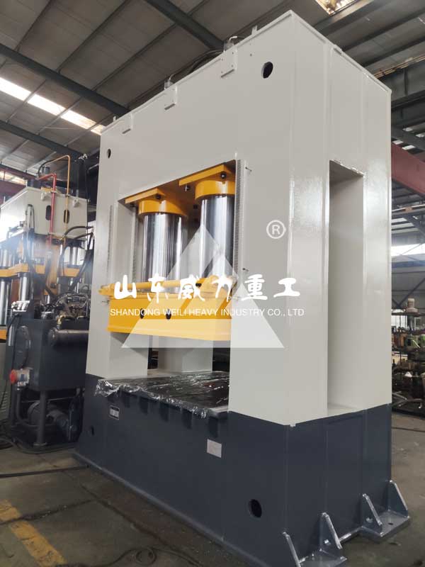 YW22-1000T液壓機