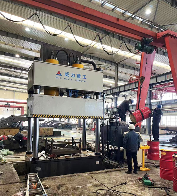 630噸三梁四柱液壓機_YW3 630噸三梁四柱液壓機_YW3